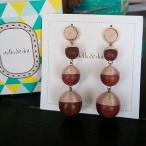 🆕 Effie Drop Earrings